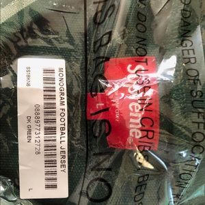 monogram supreme jersey